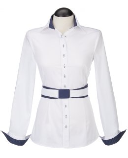 Kontrastbluse mit Patch weiss/marine Pünktchen/Geht aus dem Sortiment