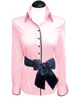 Contrast blouse pink uni with marine piping/goes out of the assortment