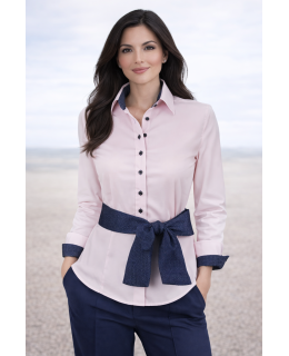 Contrast blouse with patch: pink with navy / white spotted